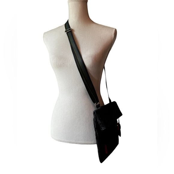 Sherpani Gray and Black Women's Pica Crossbody Bag EUC - Picture 13 of 14